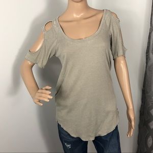 NWT chaser ribbed cutout sleeve T-shirt
